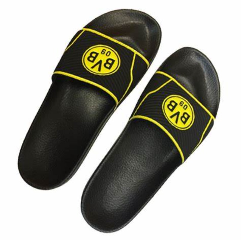 	Custom printed pool slippers