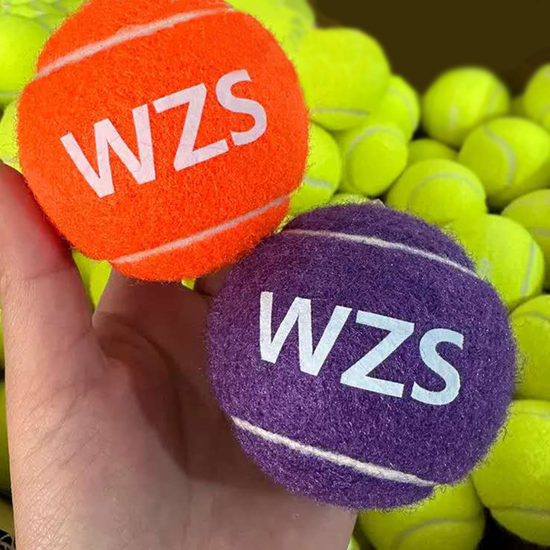 	Branded tennis balls with your logo