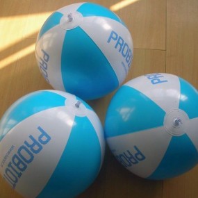 Custom Beach Balls with Logo | Inflatable Water Balls P...